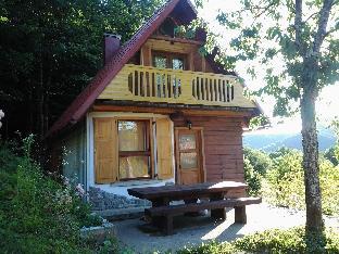 Bild från Traditional wooden house by the river, 2 rooms with balconies, covered terrace, Hotell i Kroatien Bild från Traditional wooden house by the river, 2 rooms with balconies, covered terrace, Hotell i Kroatien
